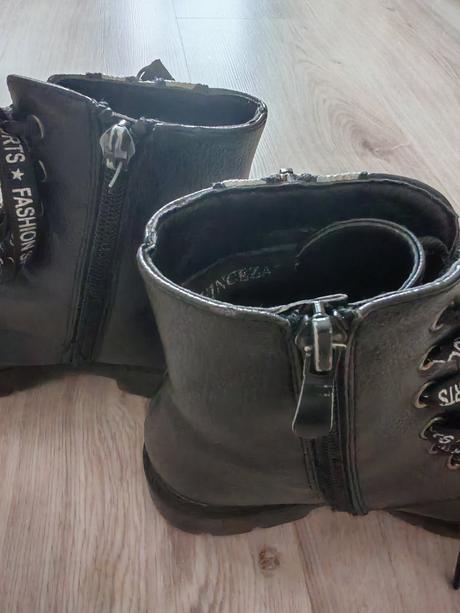 Dievčenské čižmičky, 31