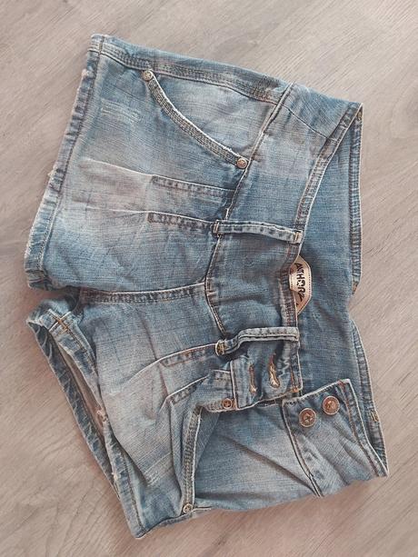 Kraťasy riflocw, xs