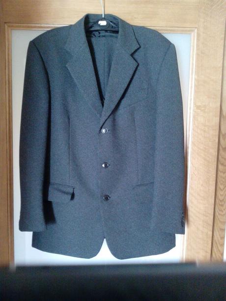 Trojdielny oblek 176/86, 48