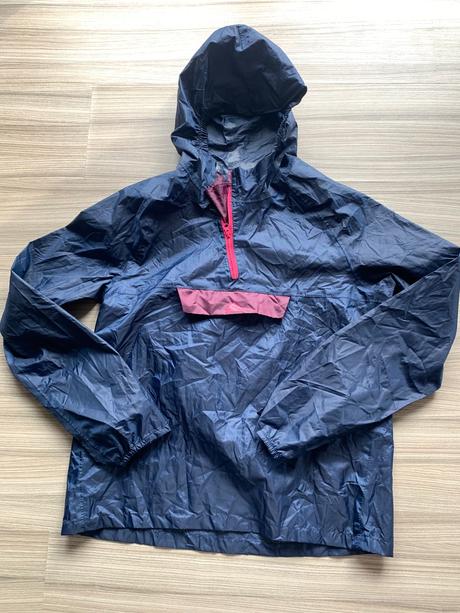 Pršiplášť, decathlon,140