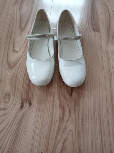 Dievčenské topánky k 1.sv.prijímaniu, 36