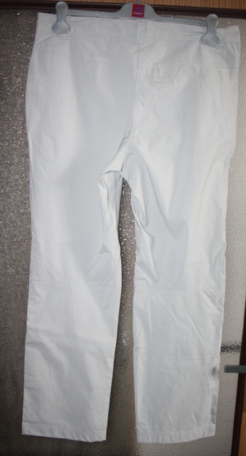 Dámske športové nohavice č. 44, 44