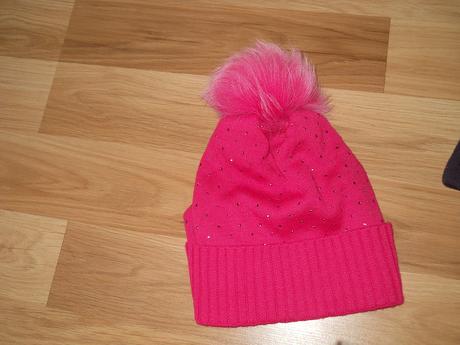 Ružová čiapka, 140