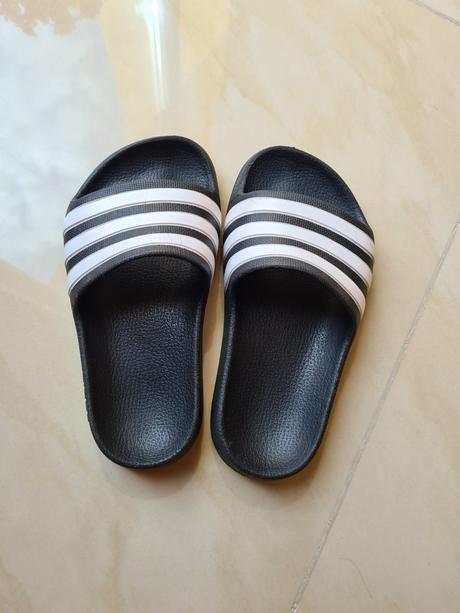 Adidas šľapky 28, adidas,28