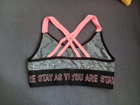 Športová podprsenka, 146