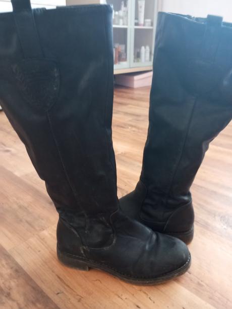Čierne vysoké cizmy, 36