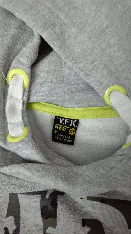 Mikina s maskáčovým vzorom 146/152, kik,146