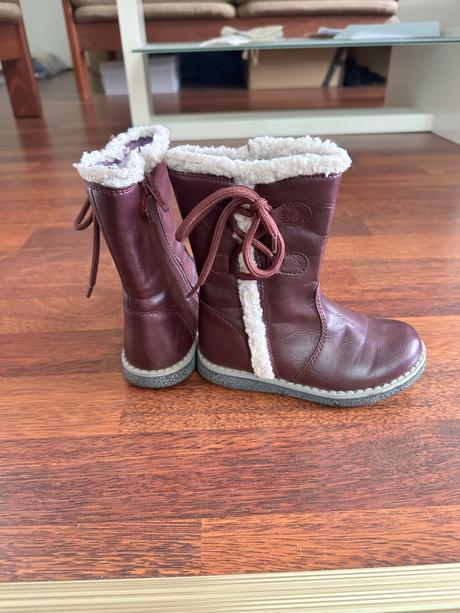 Kožené cizmicky, 25