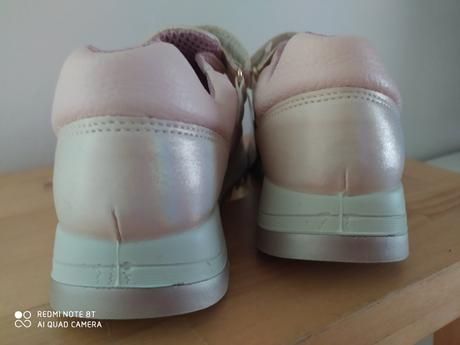 Nové ľahké kožené tenisky za polovicu primigi, primigi,38