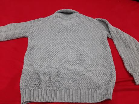 Svetrík, lupilu,110