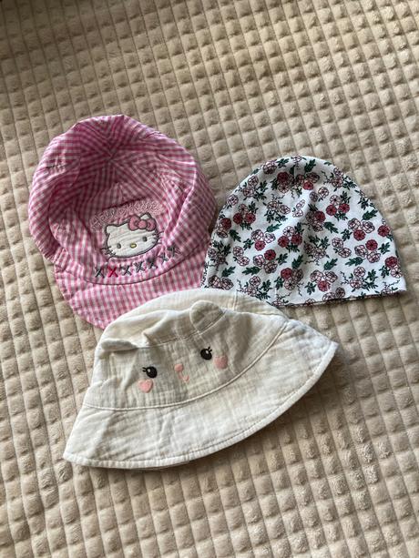 Letný klobúčik a čiapky, sinsay,68