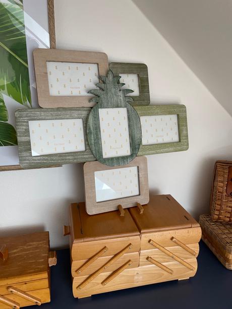 Rám na fotky (51,5x45 cm), 