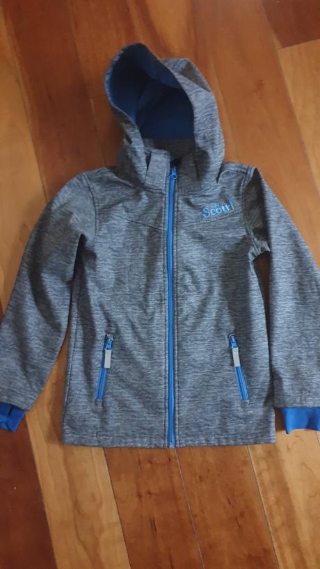 Nepremokavá softshellová bunda, 122