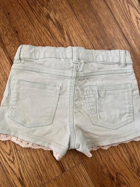 Dievčenské kraťasy, h&m,128