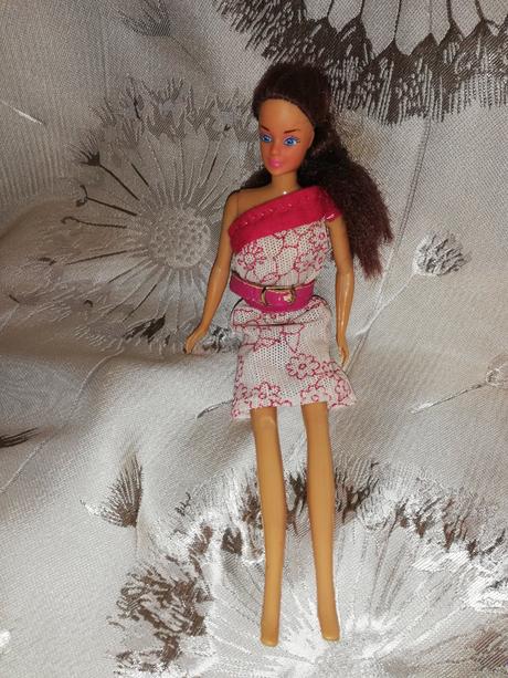 Retro bábika barbie, 