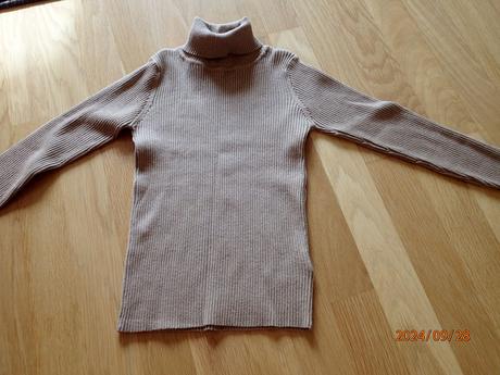 Béžový rolák next, next,134