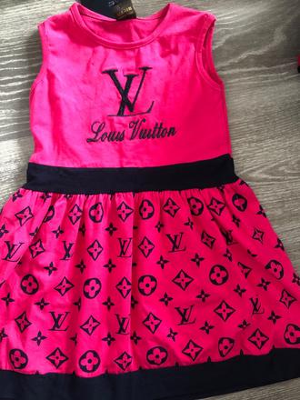 Dievcenske saty, 104