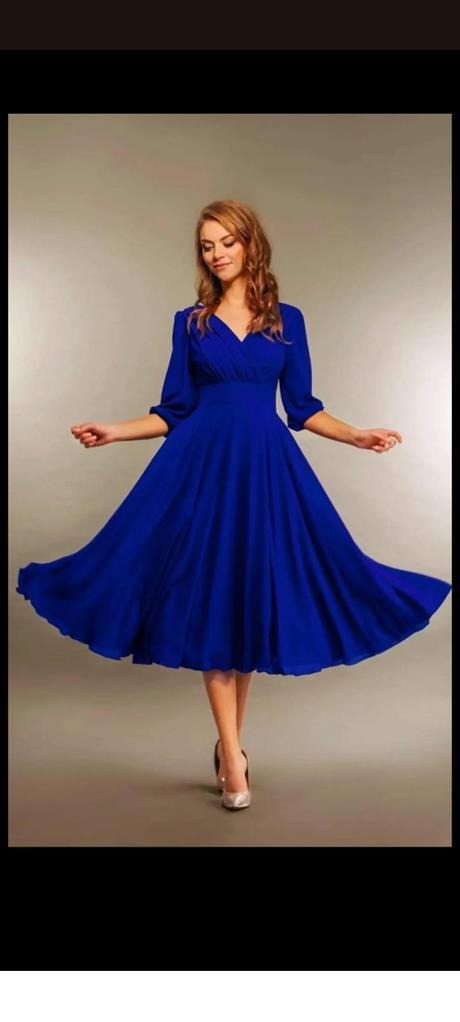 Dámske spoločenské šaty, 46