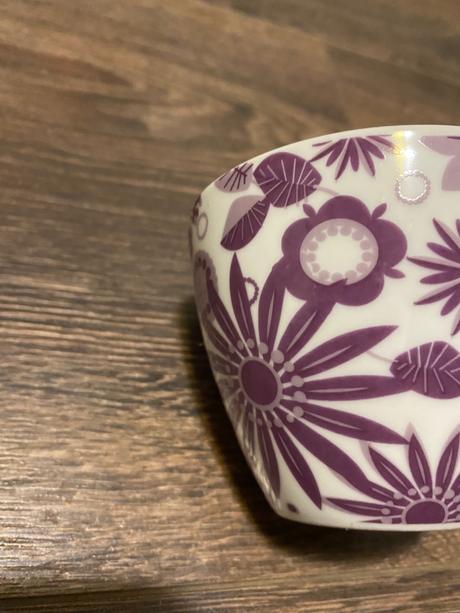 Krásna stará retro mini šálka kvety, vlčí mak,