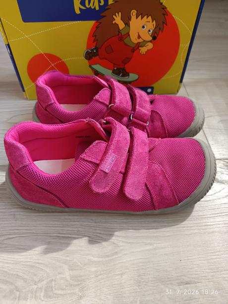 Protetika dony fuxia, protetika,35