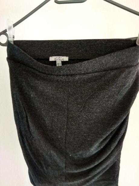 Sivá sukňa, zara,s