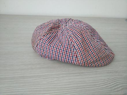 Čiapka so šiltom, 54