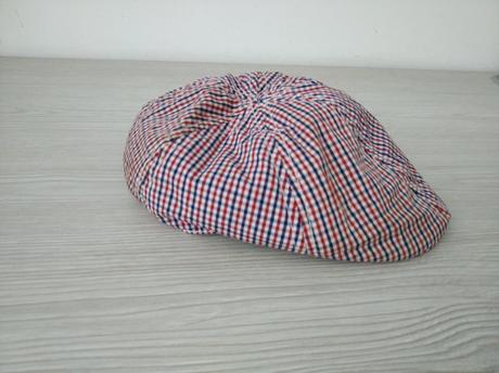 Čiapka so šiltom, 54