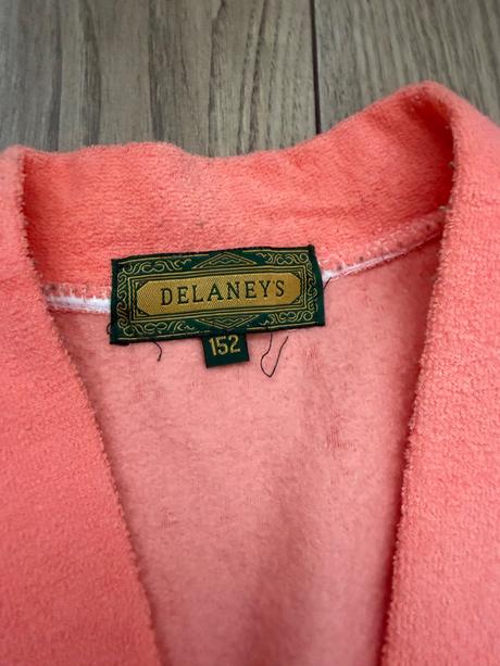 Ružový župán, 152