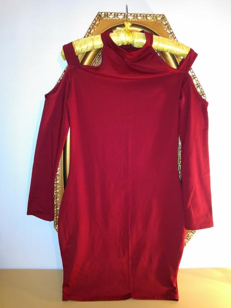 Červené choker šaty, s