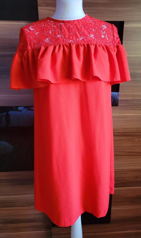 Červené šaty, h&m,s