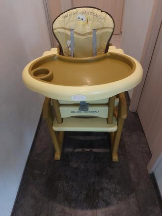 Detská jedálenská stolička, 