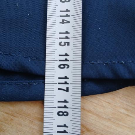 Tmavomodré midi šaty, m