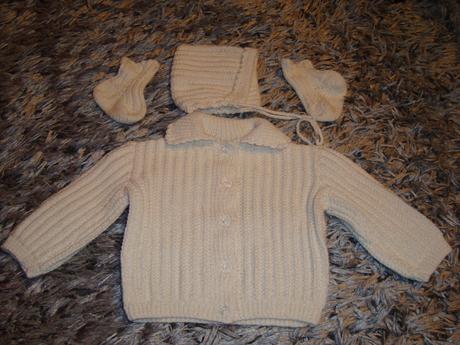 Mix svetríkov,cena spolu,predaj aj samostatne, 68