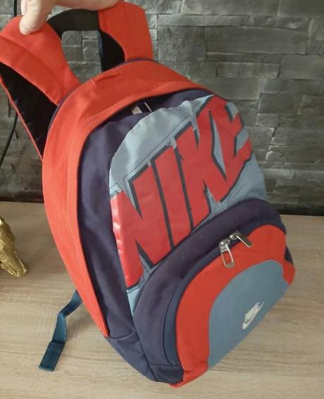 Ruksak niké, 