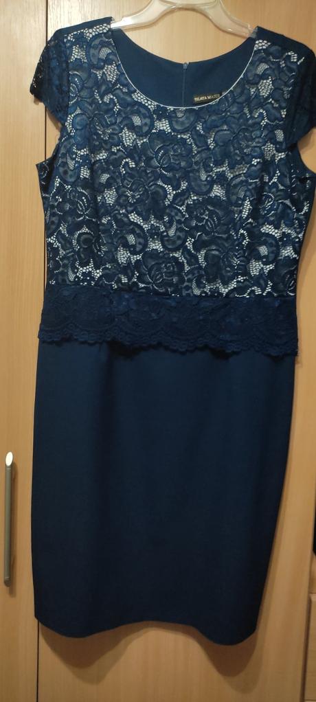 Spoločenské šaty, 44