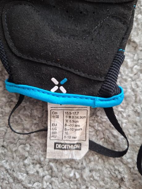 Detské cyklistické rukavice, vek 8-10 rokov, decathlon,152