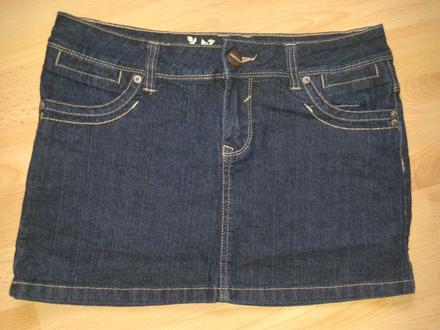 Riflova minisukna, 36