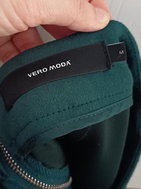 Tmavozelená mini sukňa, vero moda,m