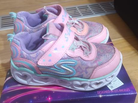 Skechers, skechers,24