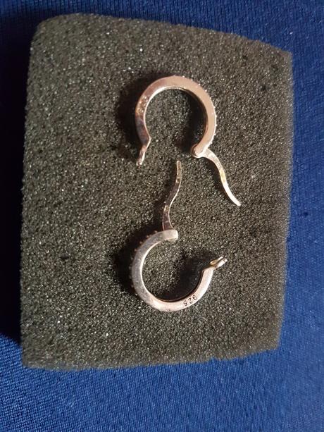 Strieborné naušnice, 