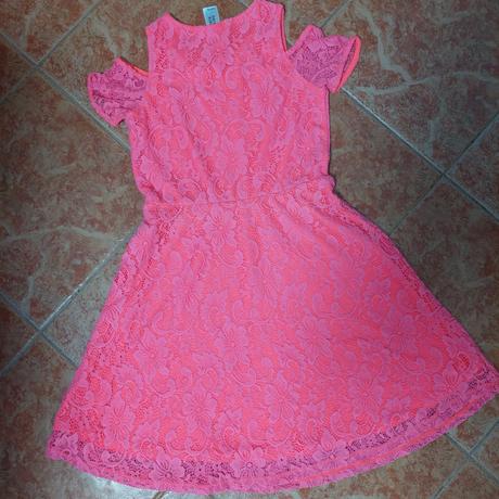 Romantické saty, c&a,158