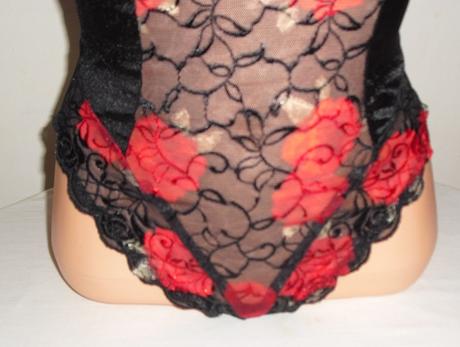 Kvietkovane tangacikove sexy body, xs