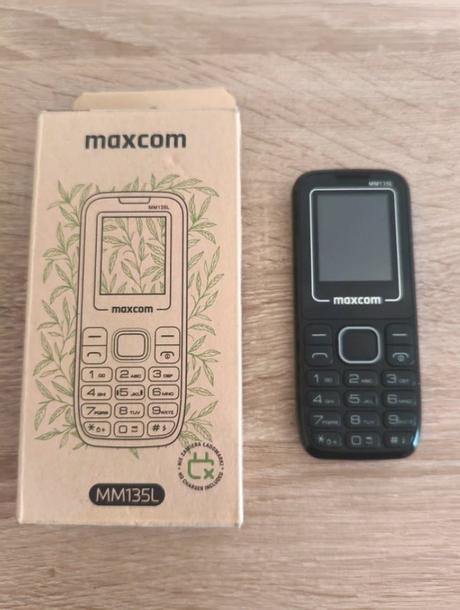 Maxcom mm135l dual sim,