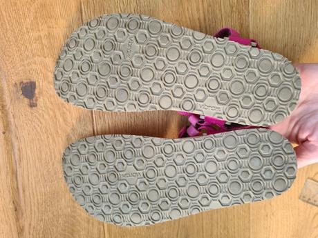 Letné barefoot sandále, froddo,33