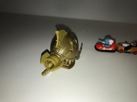 3 kinder sloník, pinguin a mcdonalds trpaslík,