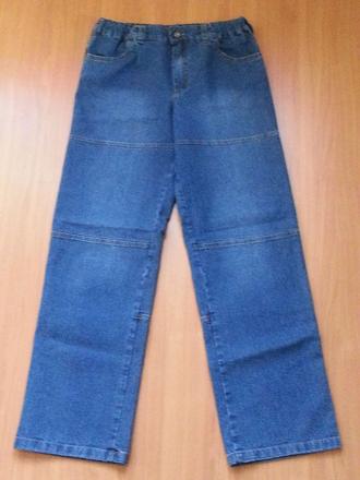 Chlapčenské rifle., 158