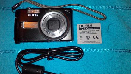Odolný fotoaparát fujifilm finepix j50 black, fuji