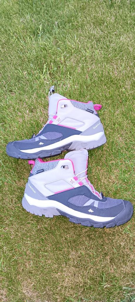 Outdoorové topánky, quechua,35