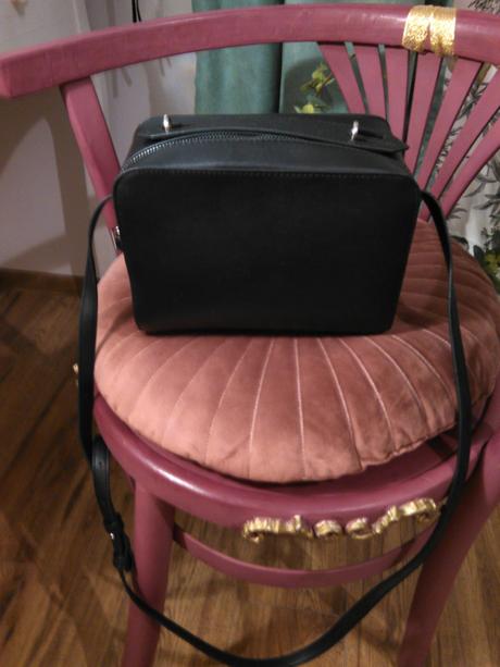 Čierna malá kabelka, 