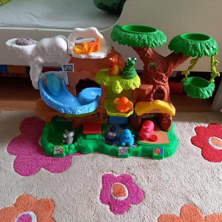 Fisher price zoo, 